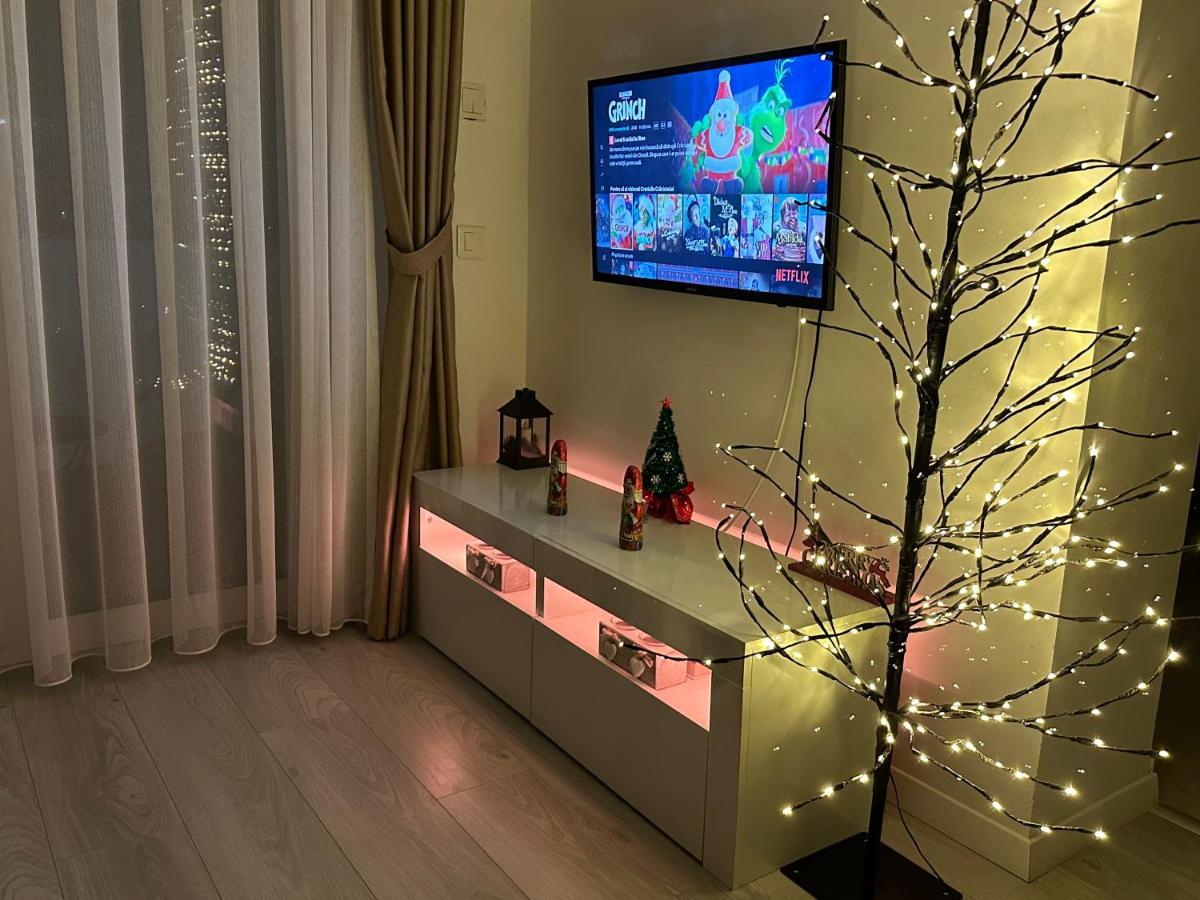 Home & Happy Орадя Экстерьер фото